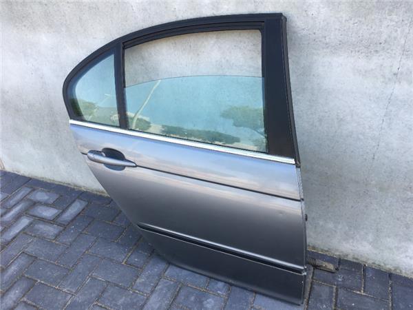 Puerta trasera dcha Bmw Serie 3 E46 - AutoRR 