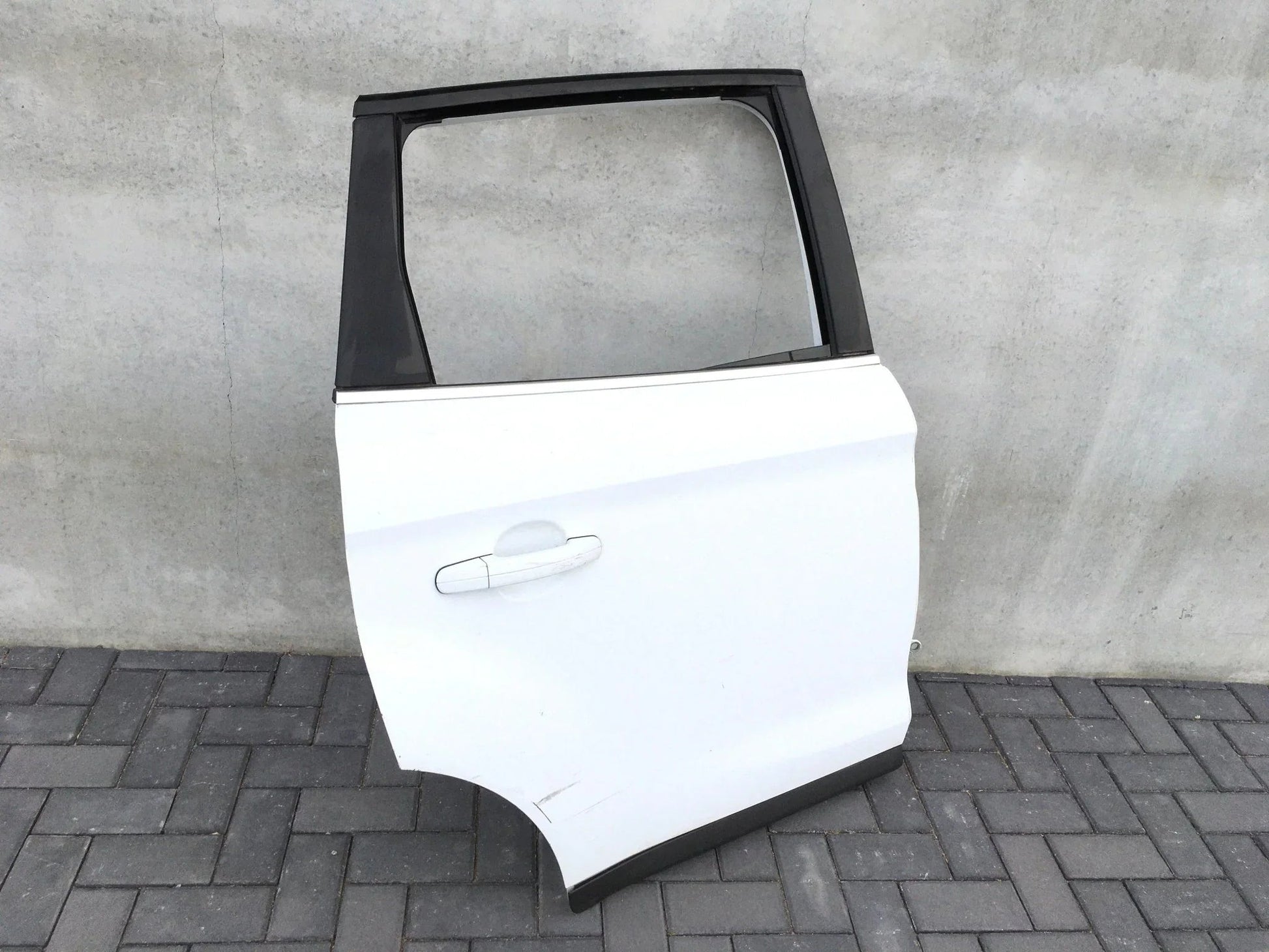 Puerta trasera dcha Ford Kuga mk1