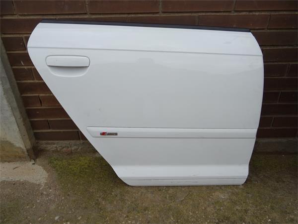 Puerta trasera derecha audi a3 8p - 