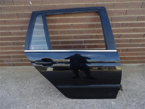 Puerta trasera derecha bmw e46 touring - AutoRR 