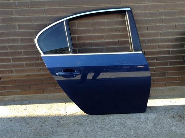 Puerta trasera derecha bmw serie 5 e60 - AutoRR 