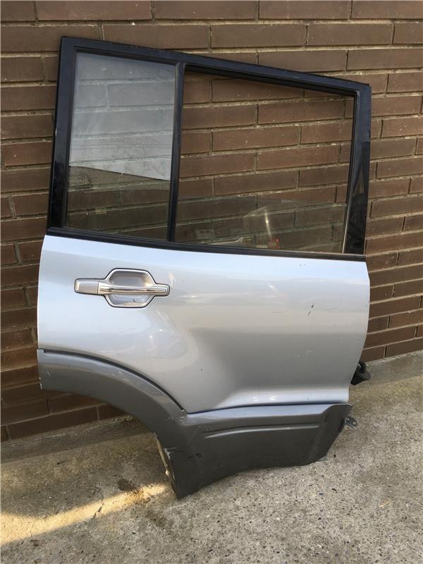 Puerta trasera derecha Montero DID - 