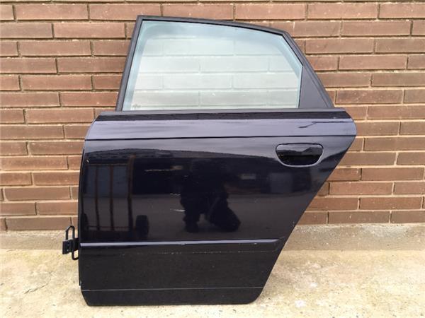 Puerta trasera izq Audi A4 B7 8E - 