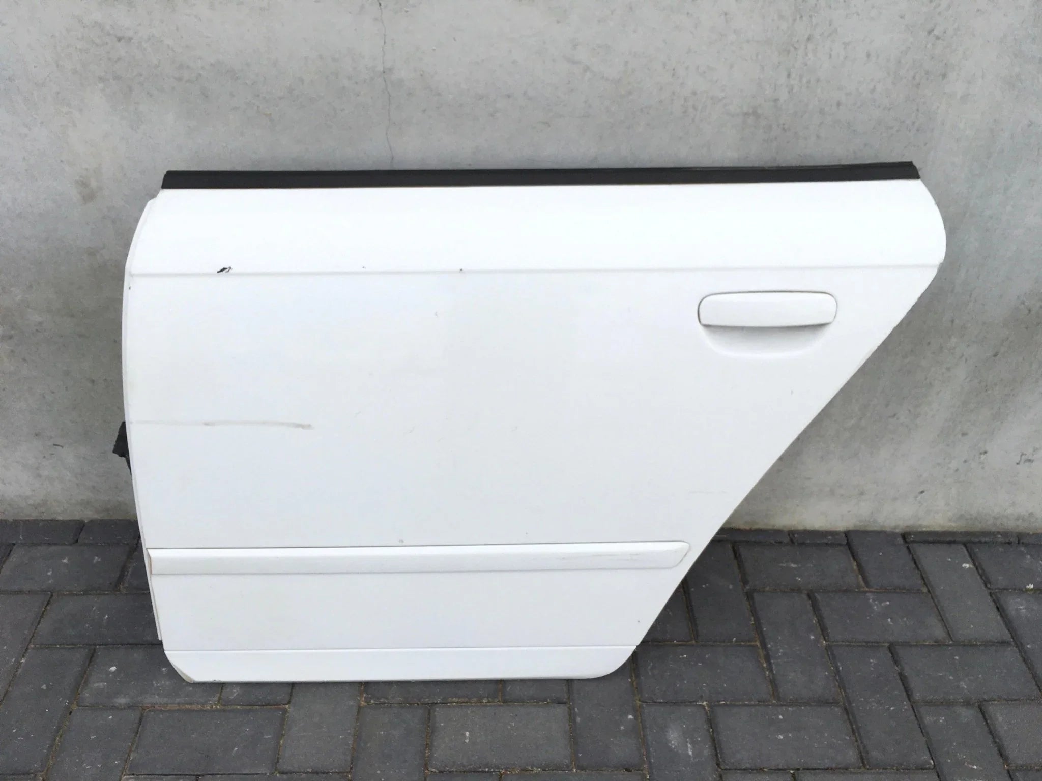 Puerta trasera izq Audi A4 b7