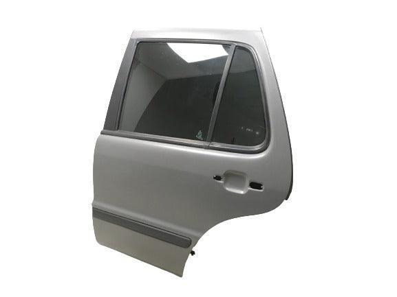 Puerta trasera izq Mercedes ML W163