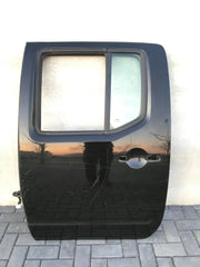 Puerta trasera izq Nissan Navara D40