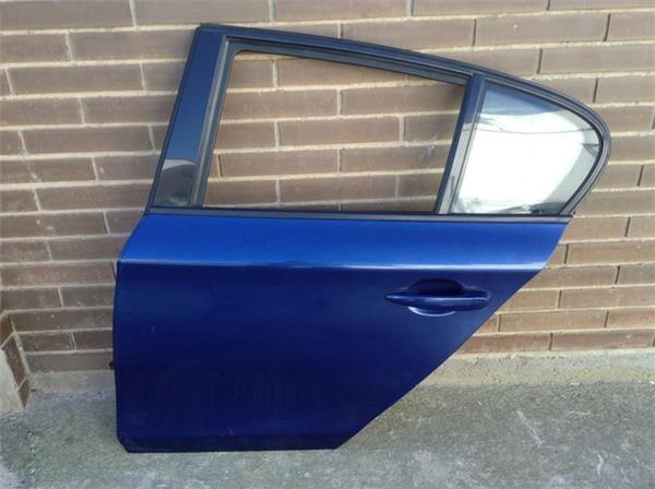 Puerta trasera izqui bmw serie 1 e87 - 