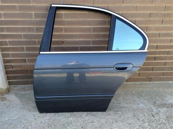 Puerta trasera izquierda bmw e39 - 