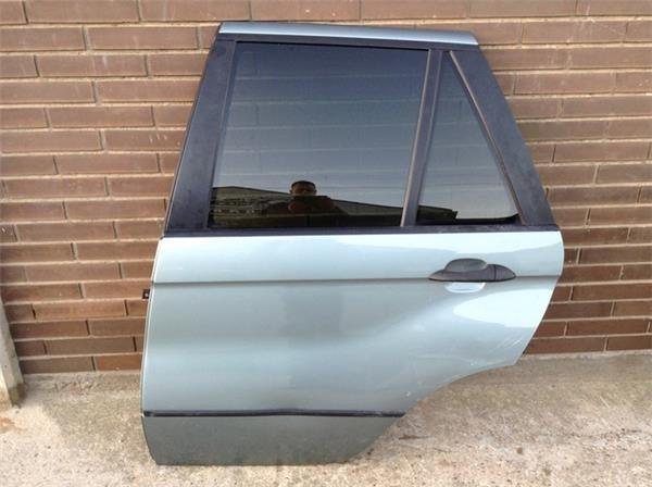 Puerta trasera izquierda bmw x5 e53 - 