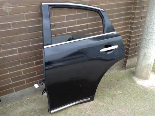 Puerta trasera izquierda infiniti fx30 - 