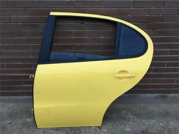 Puerta trasera izquierda Seat Leon I - 