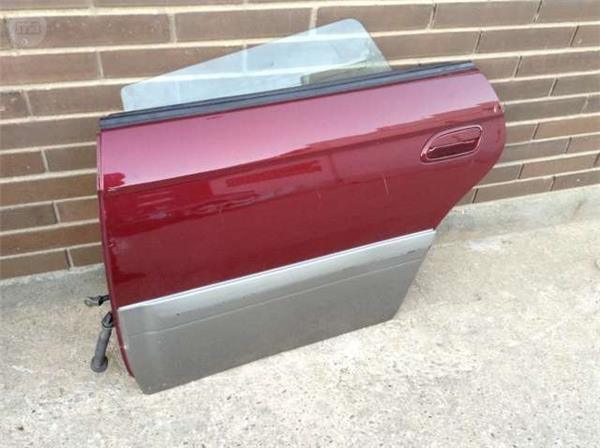 Puerta trasera izquierda subaru outback - 