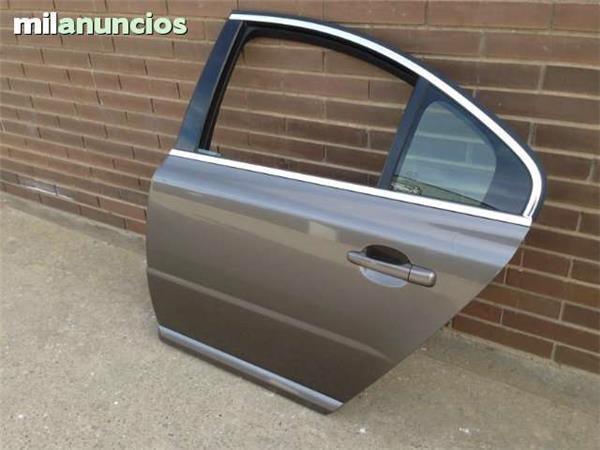 Puerta trasera izquierda volvo s80 d5 - 