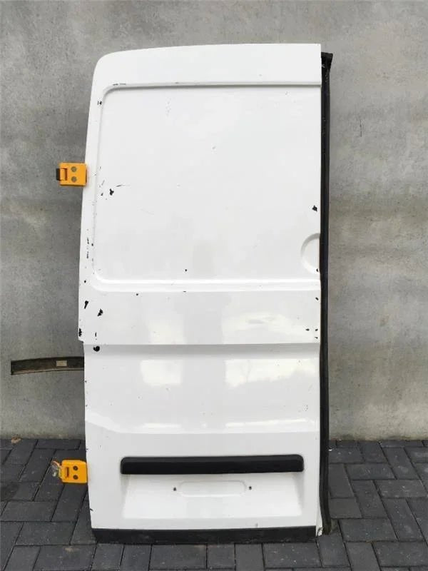 Puerta trasera izquierda VW Crafter II