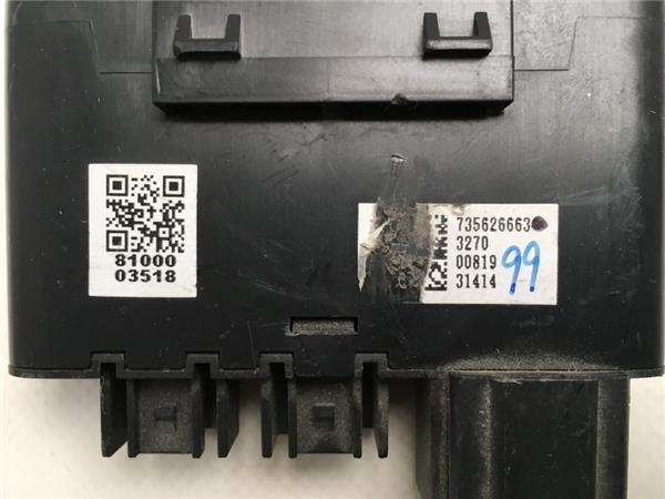 Puerto USB Fiat 500X - 