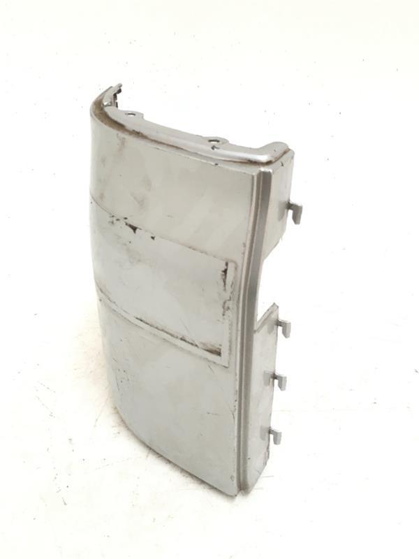 Puntera izquierda paragolpes VW T5 - 7H0807321A