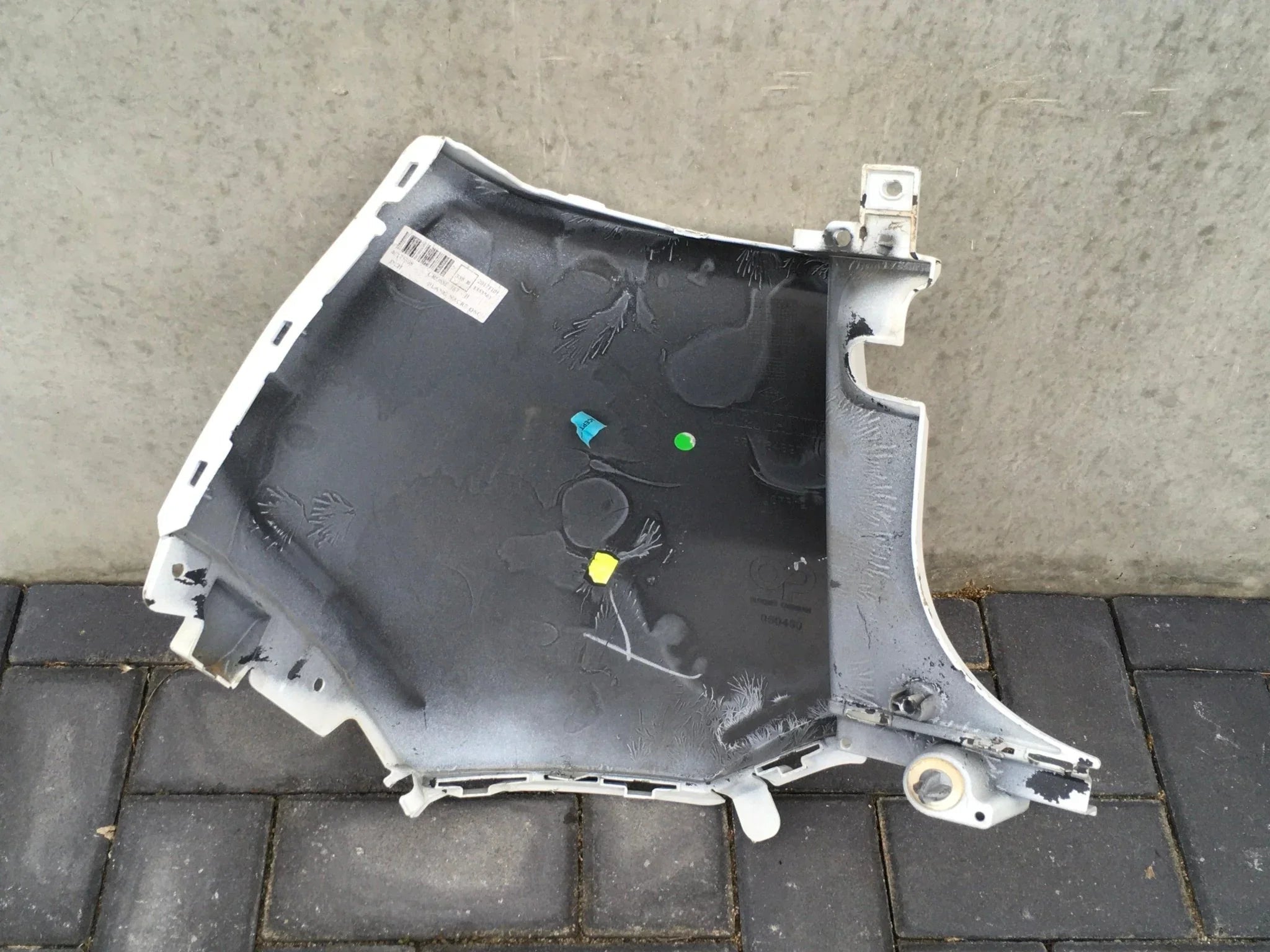 Puntera trasera dcha Renault Captur I