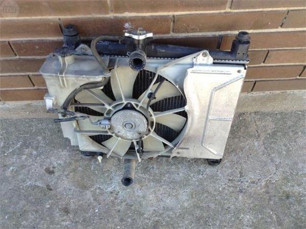 Radiador agua toyota yaris p1 1.0 - 422171-9872