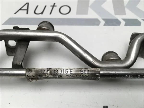 Rampa inyectora Vw Golf VR6 022133315e