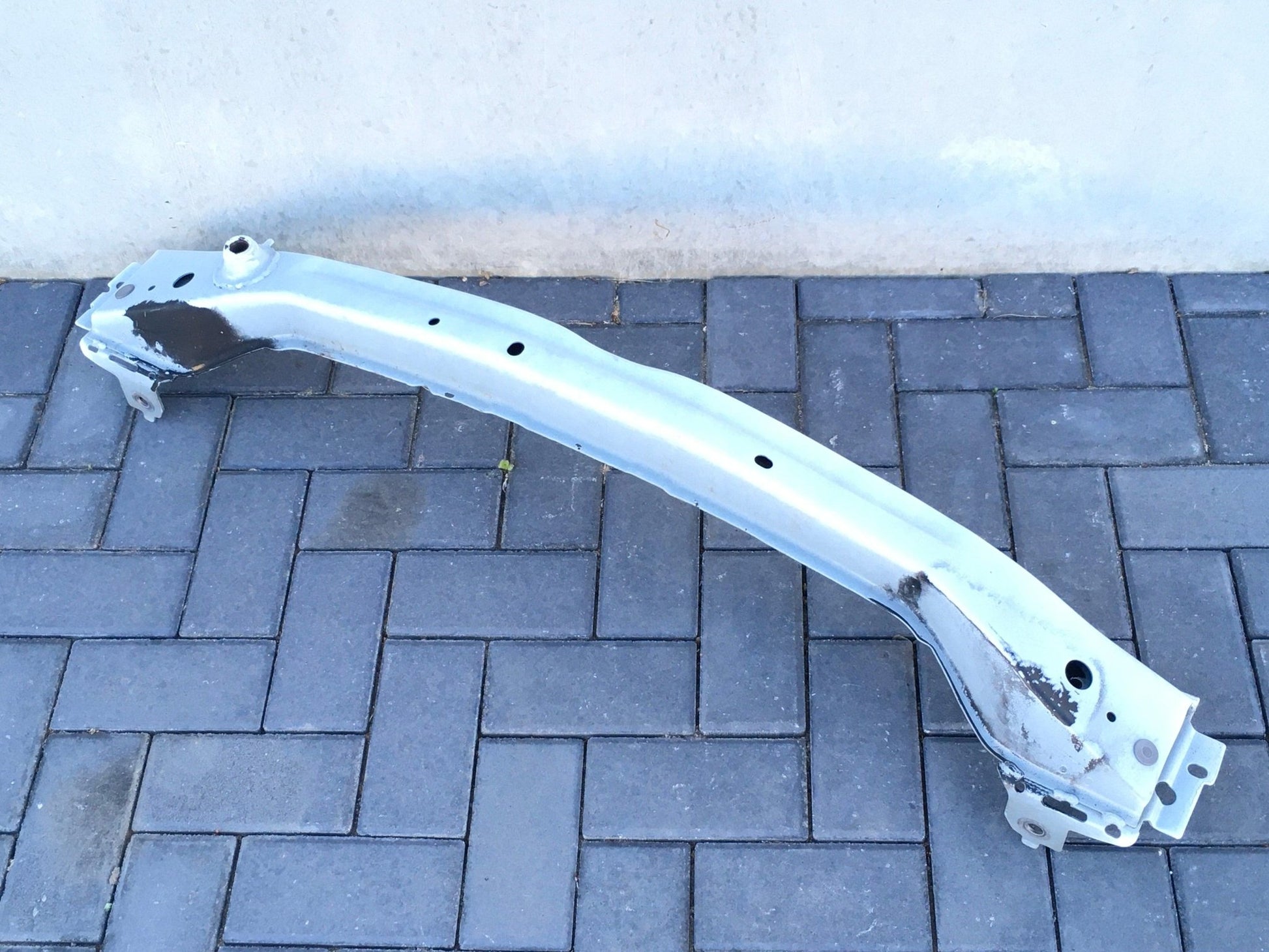 Refuerzo delantero mazda CX7 - EHY050070B