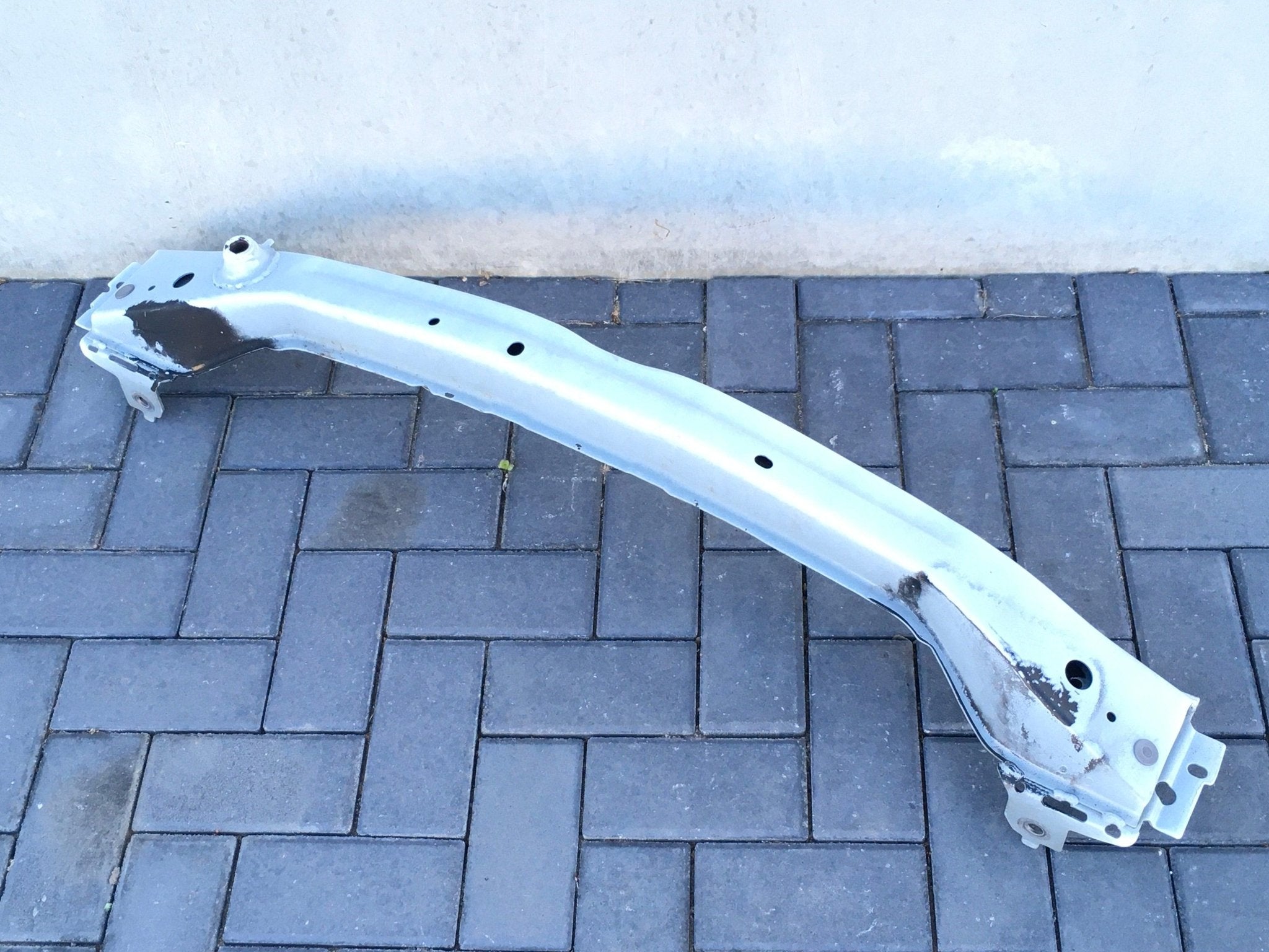 Refuerzo delantero mazda CX7 - EHY050070B