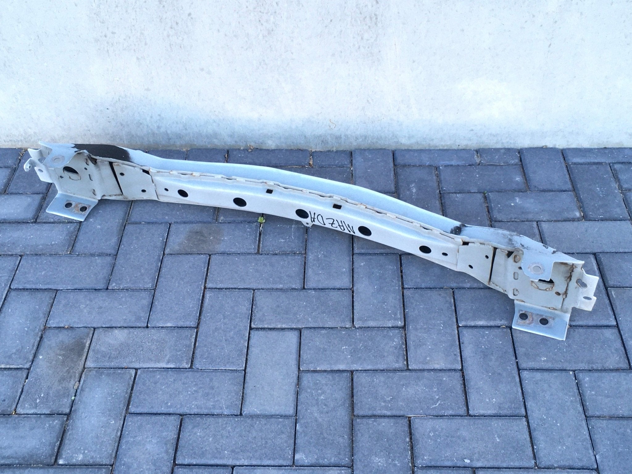 Refuerzo delantero mazda CX7 - EHY050070B