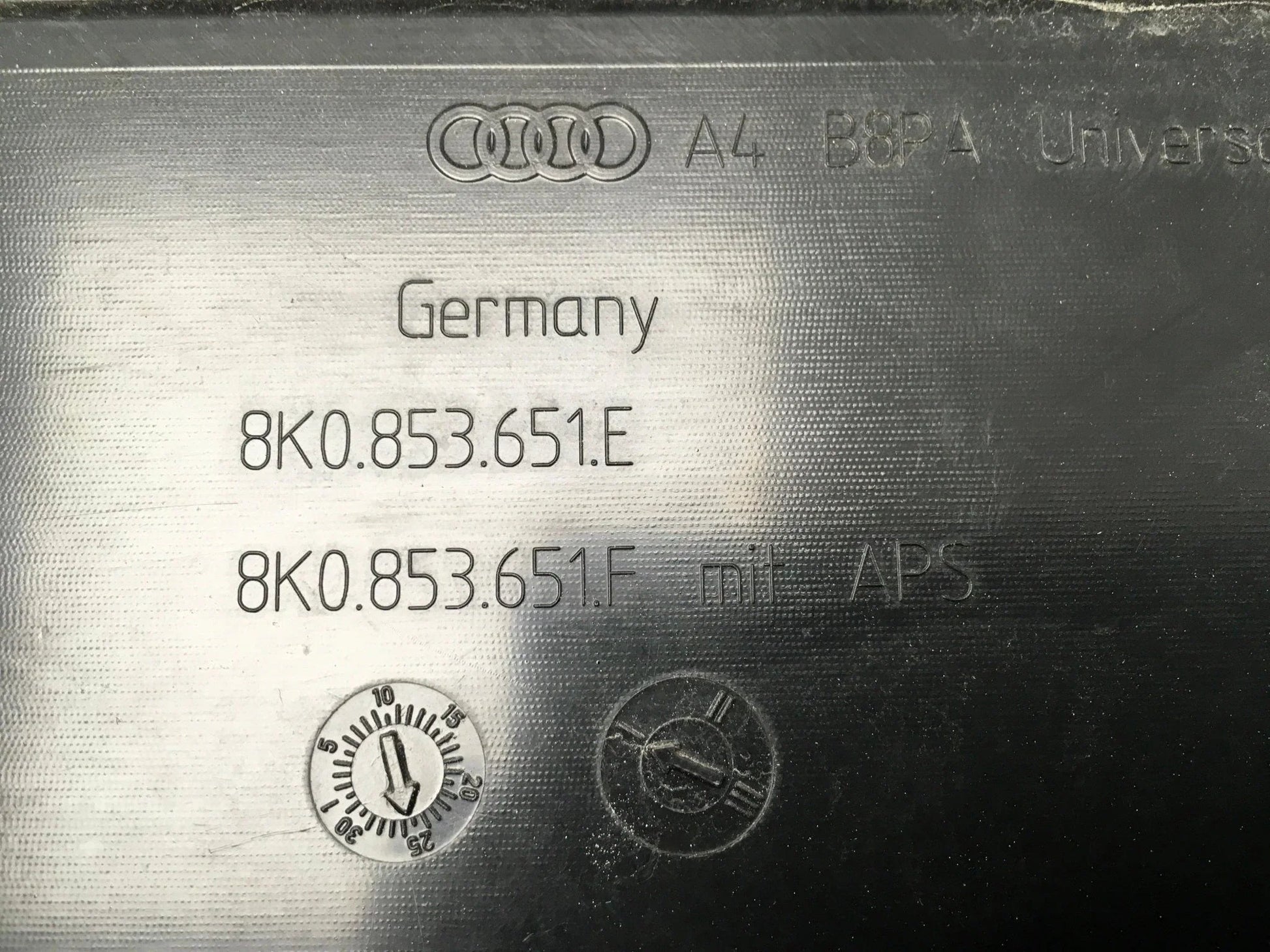 Rejilla delantera Audi A4 B8 8K0853651E
