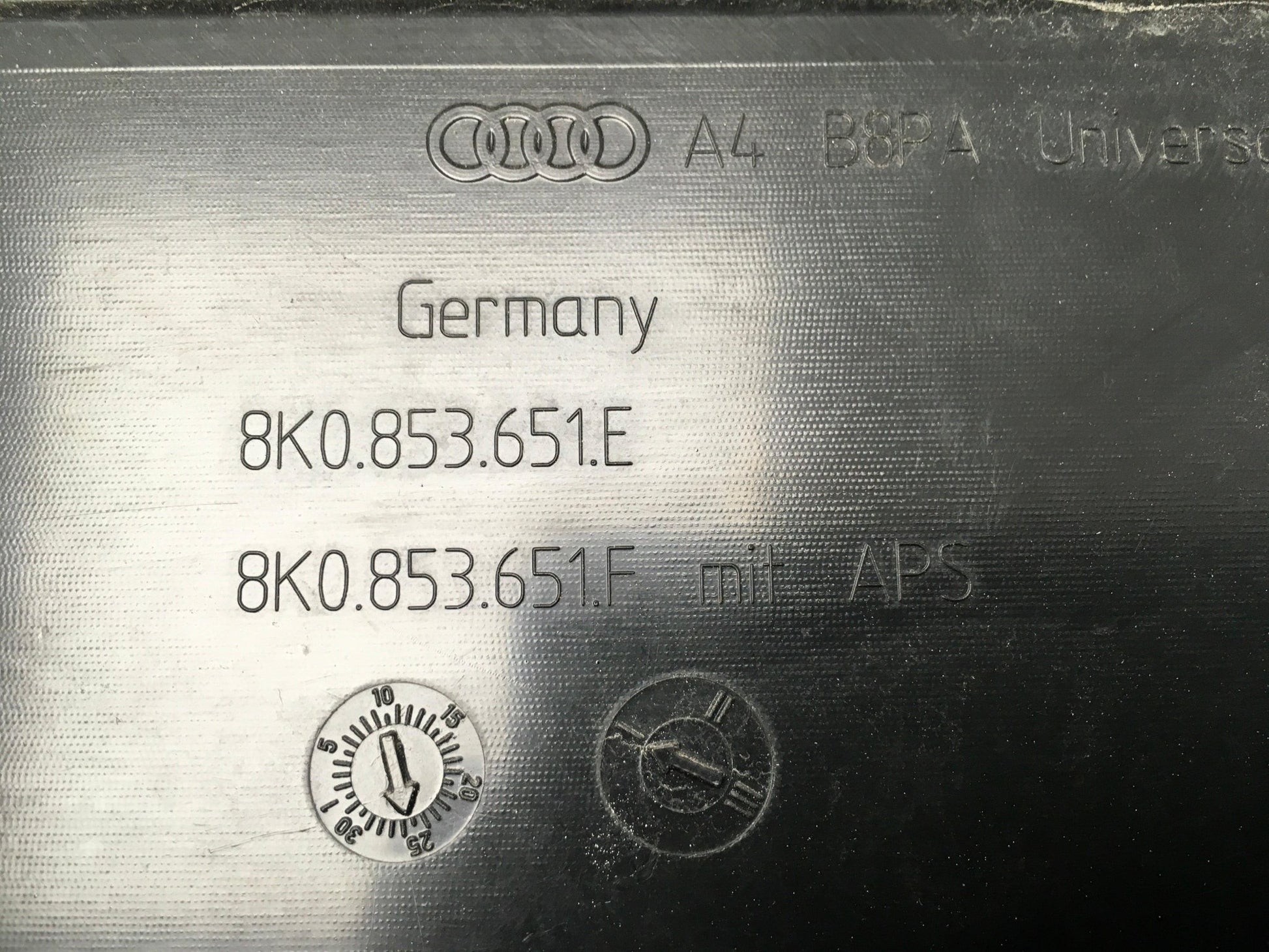 Rejilla delantera Audi A4 B8 8K0853651E - 8K0853651E