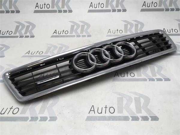 Rejilla delantera Audi A6 4B