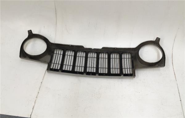 Rejilla delantera Jeep Cherokee KJ