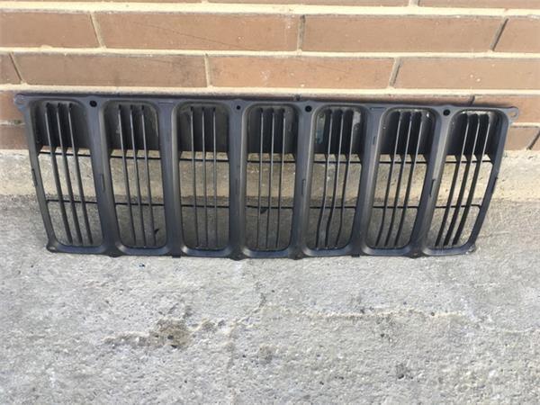 Rejilla delantera jeep compass i - 