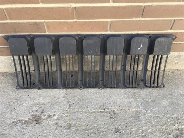 Rejilla delantera jeep compass i - 