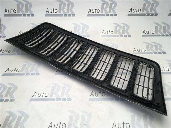 Rejilla delantera Jeep Grand Cherokee WK