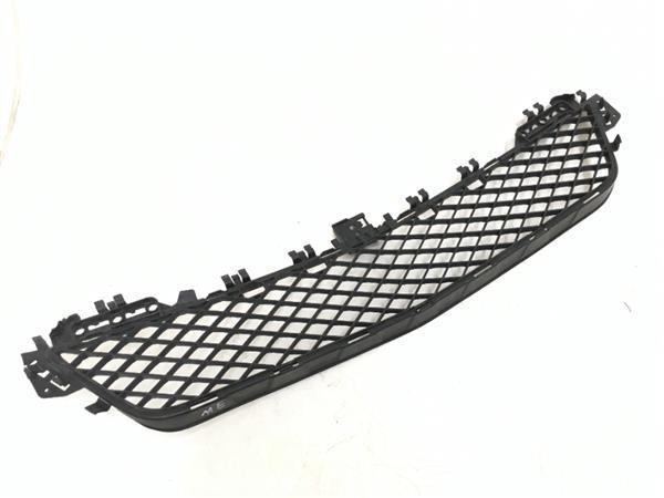 Rejilla delantera Mercedes Clase C W204 - a2048850624