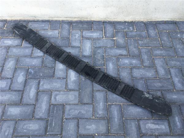 Rejilla delantera Nissan Almera N16 - 62254bn700