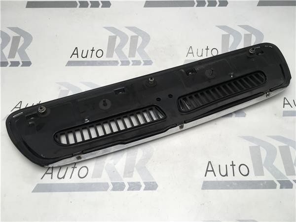 Rejilla delantera Rover 200 - 