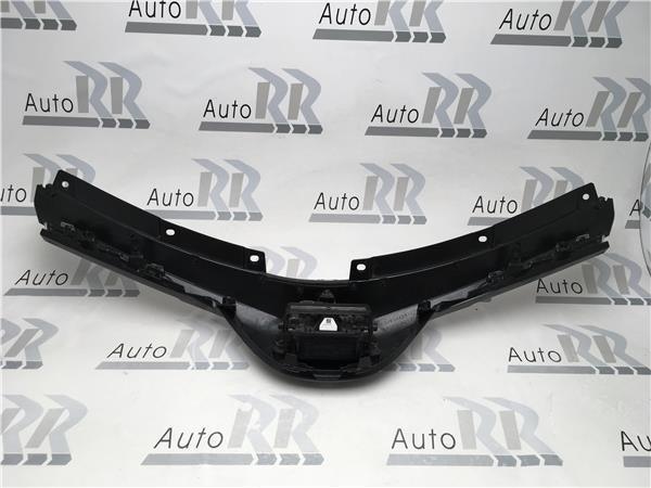Rejilla delantera Toyota Rav4 Xa40
