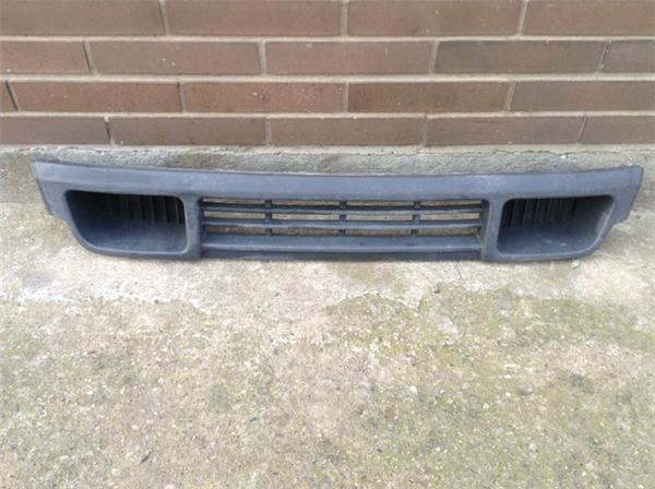 Rejilla delantera volkswagen t5 - 