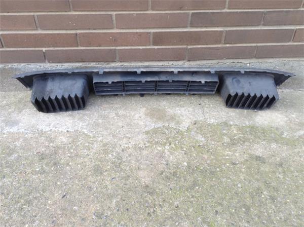 Rejilla delantera volkswagen t5 - 