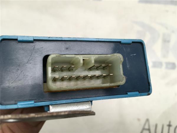 Rele antena mitsubishi pajero ii - 