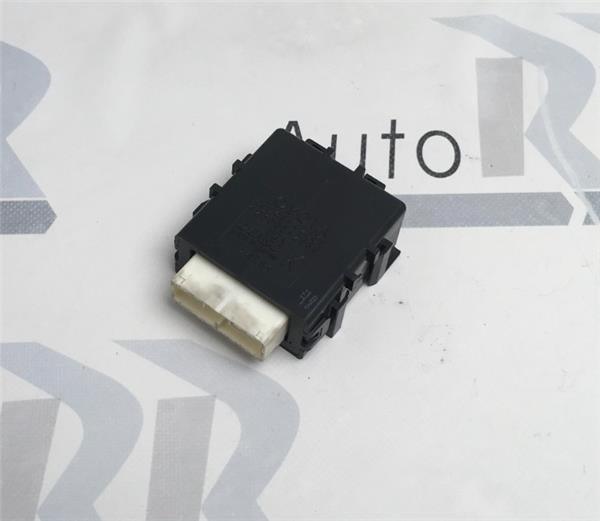 rele limpia Toyota Rav4 Xa40 - 8594042030