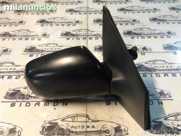 Retrovisor derecho toyota yaris 98-04 - 