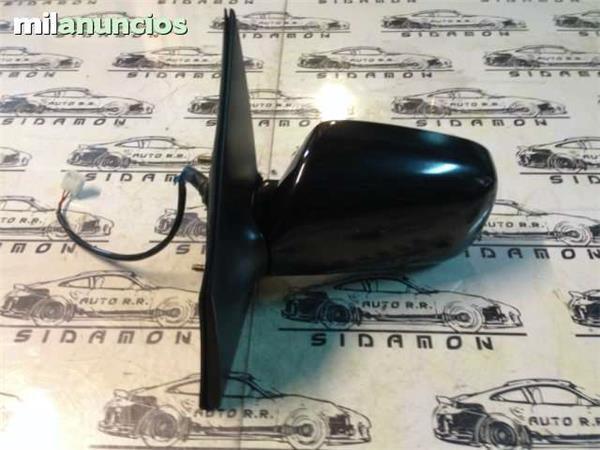Retrovisor izquierdo toyota yaris - e13 010399