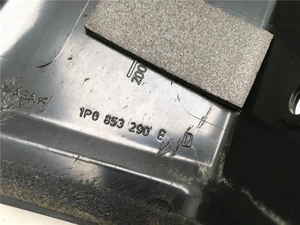 Revestimiento puertas delanteras Seat Le - 1P0853289B