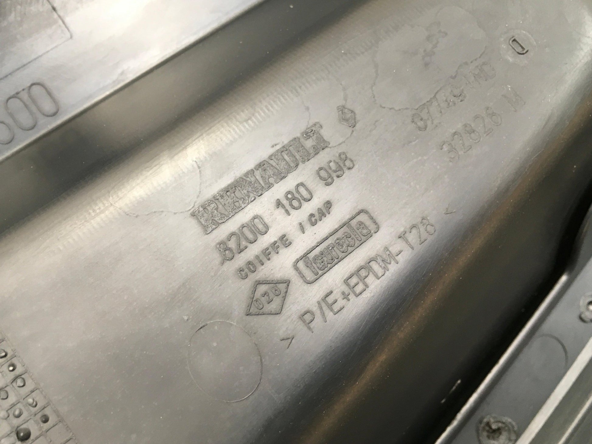 Salpicadero Renault kangoo I - 8200180998