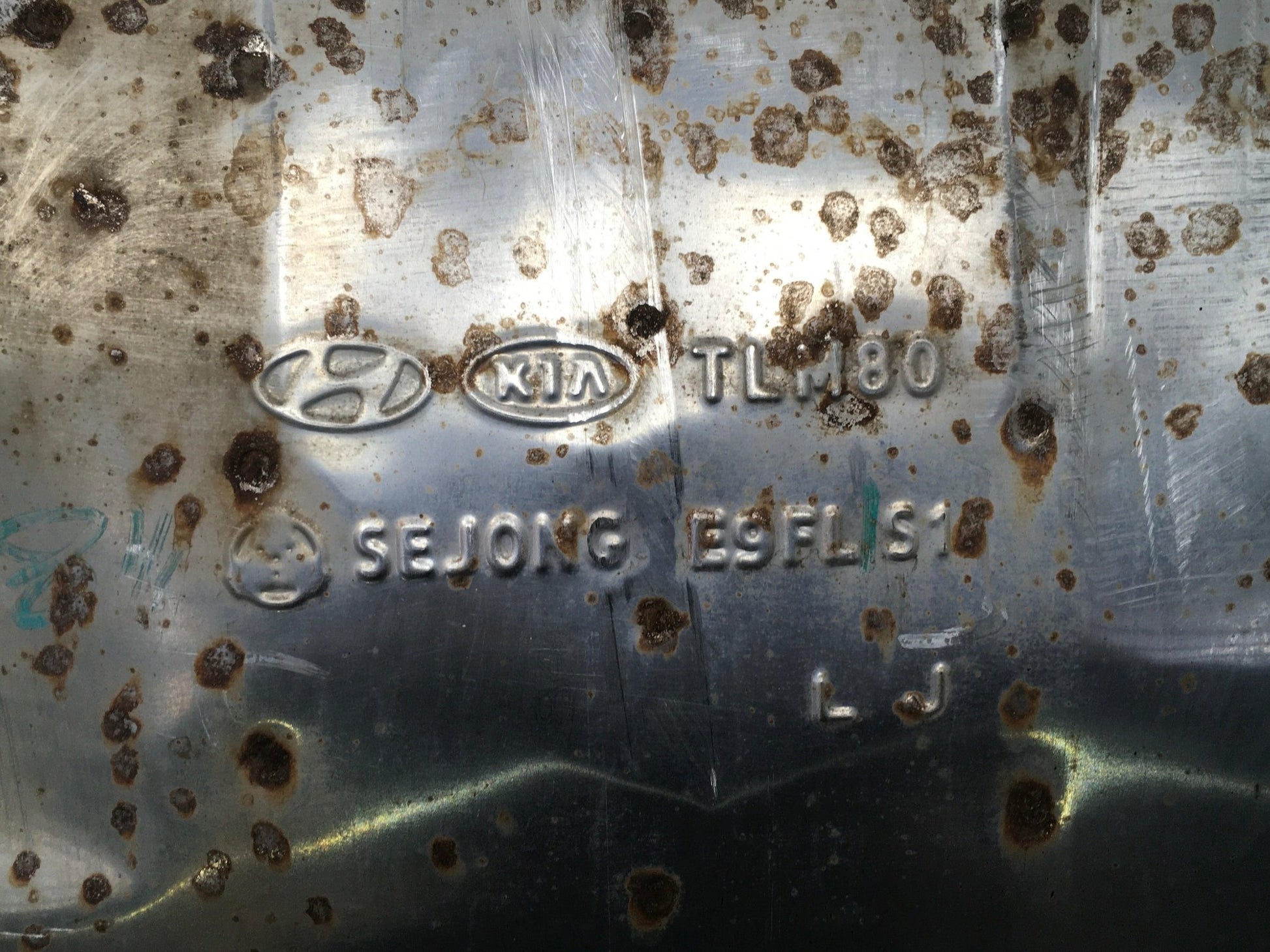 Silenciador trasero Hyundai Tucson III - E9FLS1