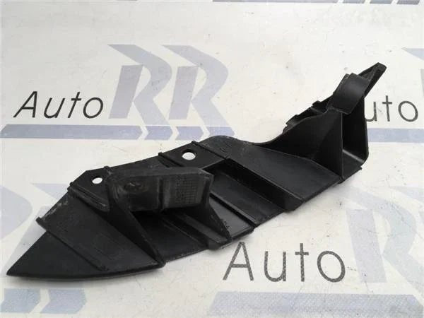 Soporte dcho paragolpes tras Leon 1p