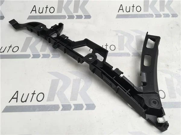 Soporte dcho Paragolpes tras Range rover