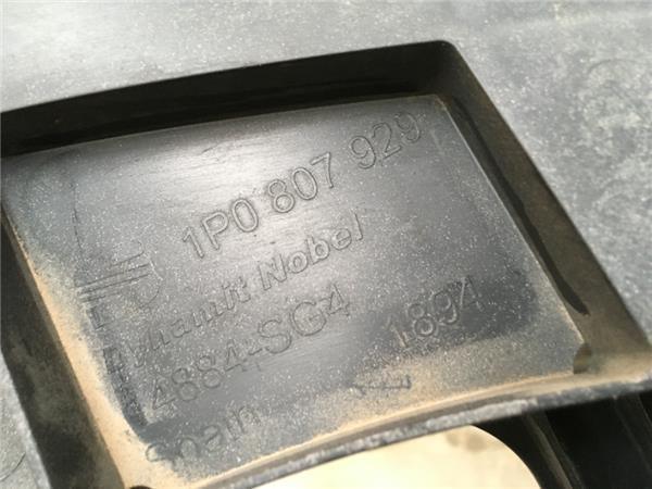 Soporte paragolpes trasero Seat Leon 2 1 - 1p0807929