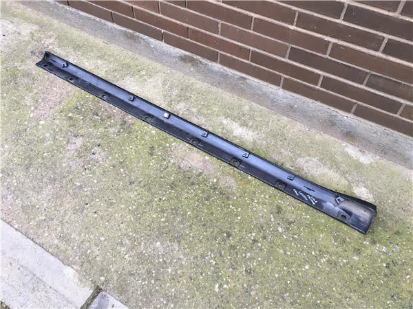 Talonera derecha Toyota Land Cruiser J12 - 7585160050